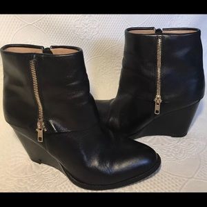 Corso Como black leather ankle booties